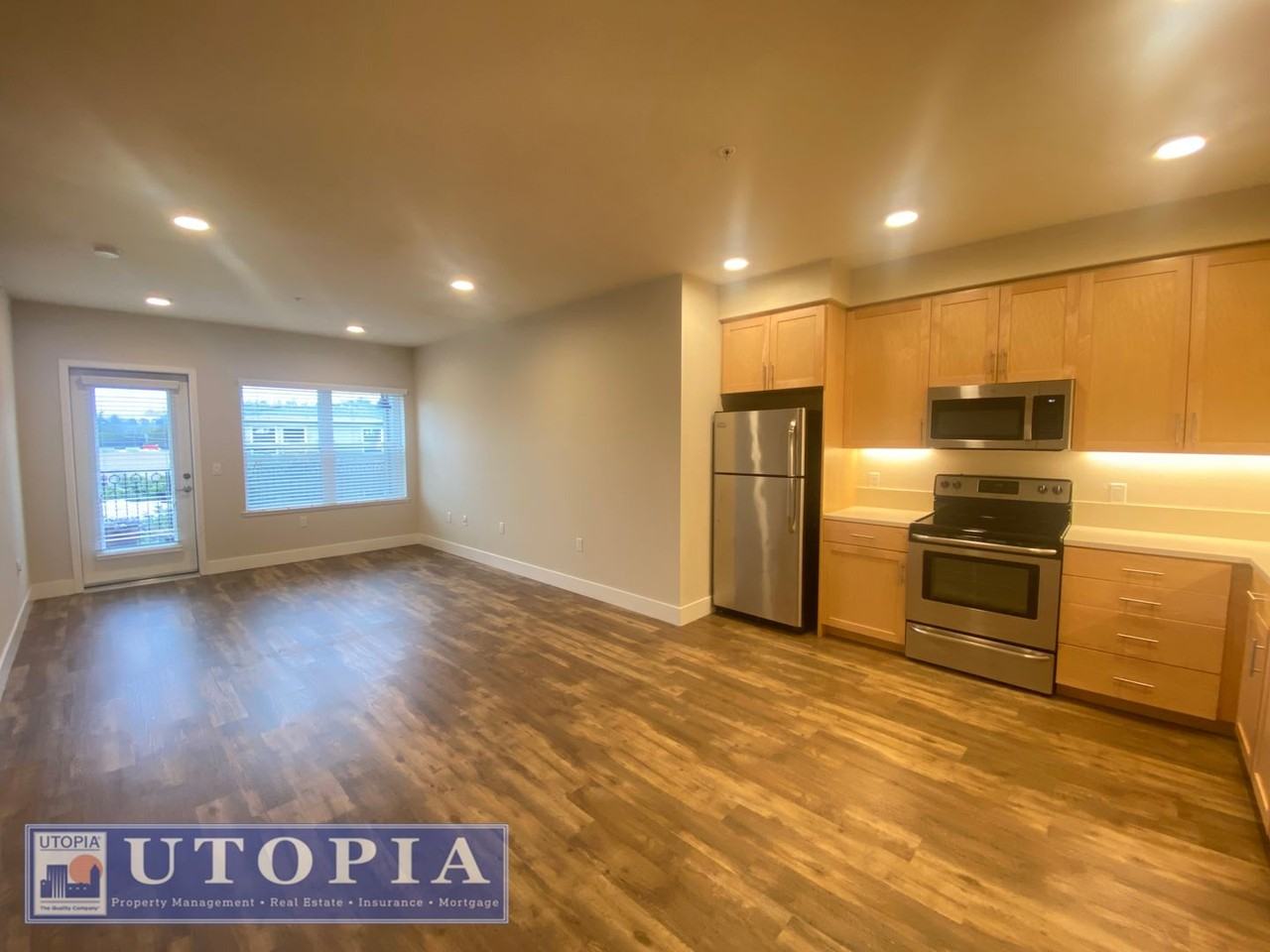 716 Darwin St #304 - Photo 4 of 19