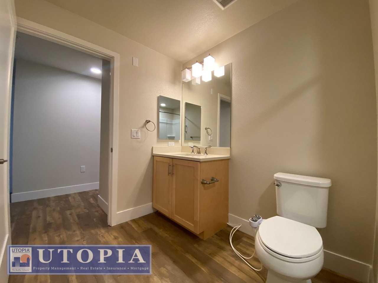 716 Darwin St #304 - Photo 7 of 19