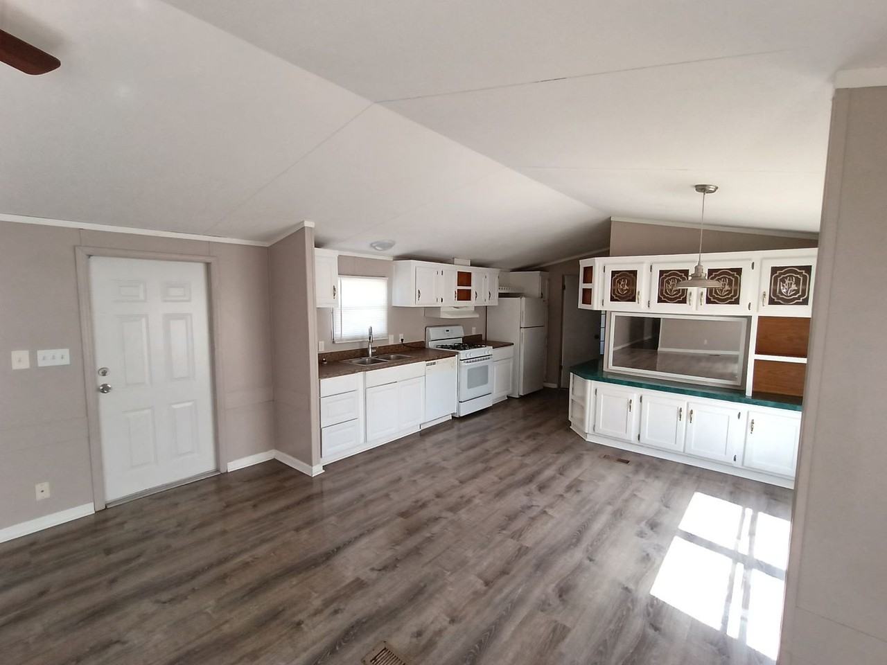 220 Baughman Hill Rd #10 - Photo 3 of 18