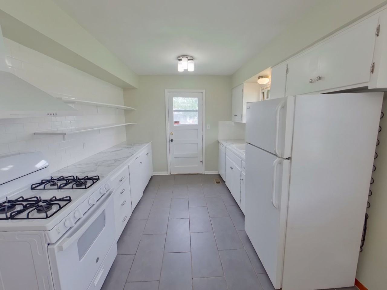 3456 S Everett St - Photo 7 of 13