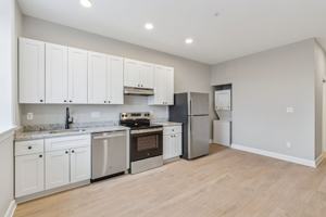 featured image of 119 Main St