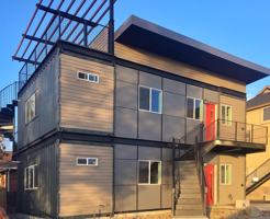 featured image of 451 Holcomb Ave