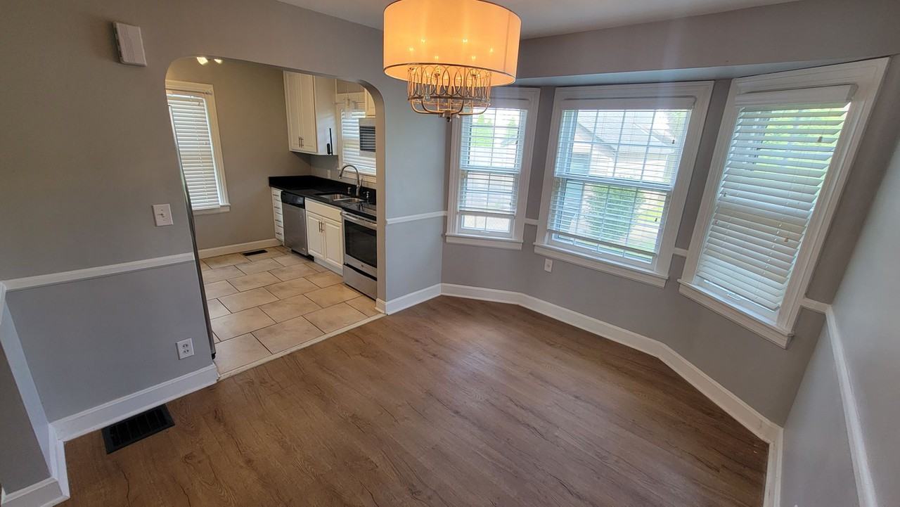4305 Briarwood Rd - Photo 5 of 27