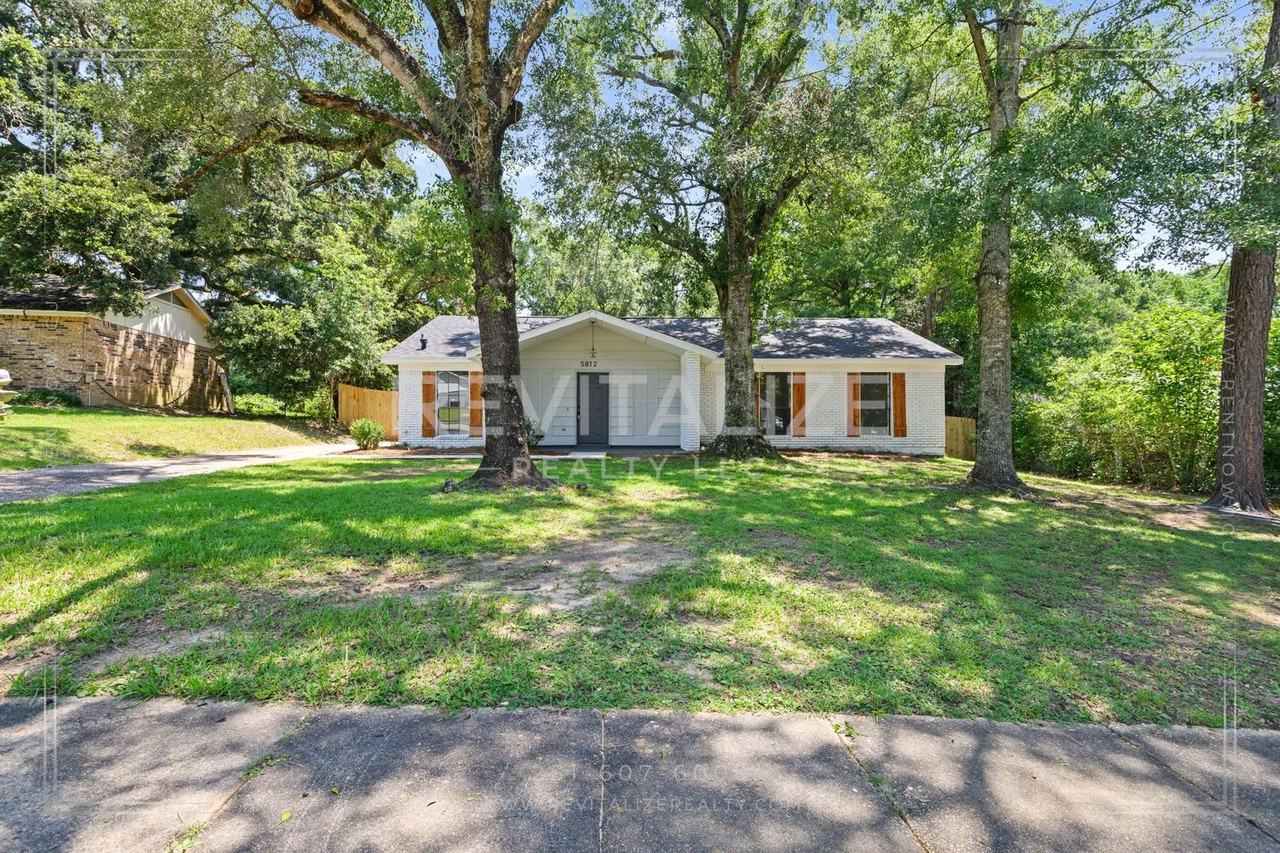 5812 Hanging Moss Ct
