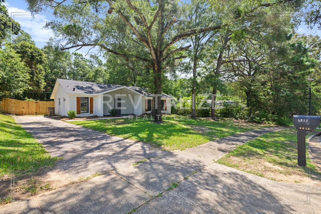 5812 Hanging Moss Ct - Photo 4 of 33