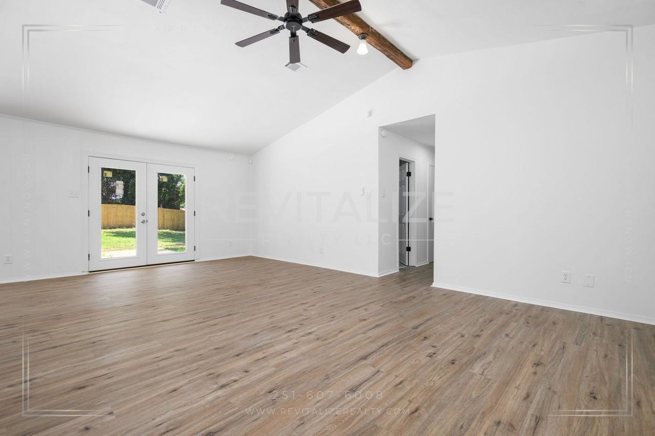 5812 Hanging Moss Ct - Photo 6 of 33