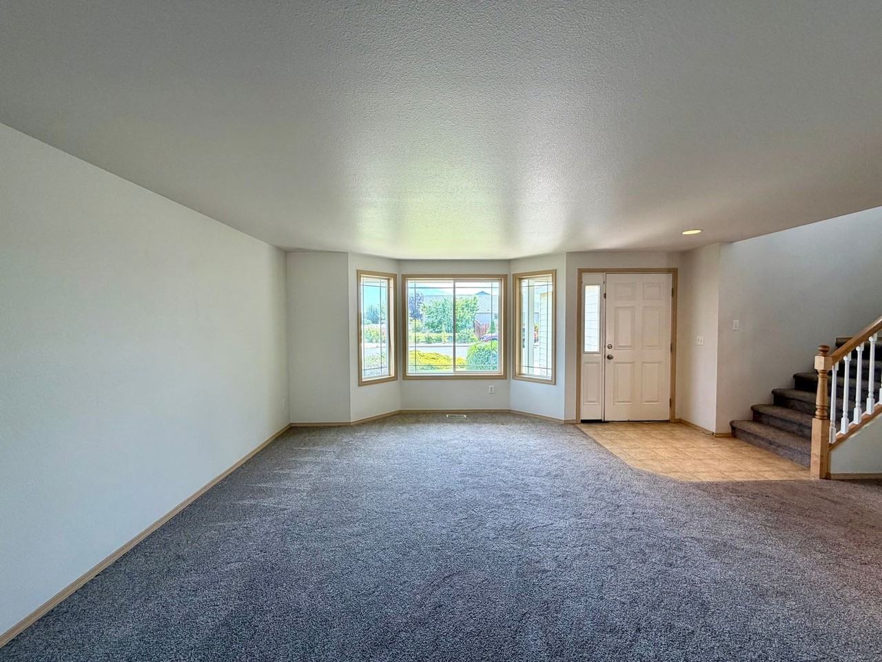 4003 Messara Ln - Photo 3 of 25