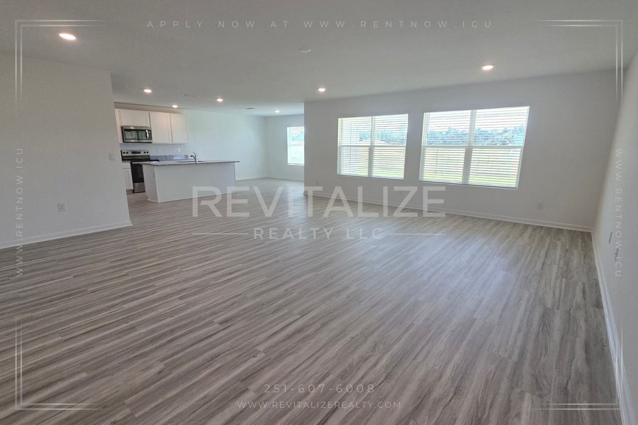 22052 Aleutian Ave - Photo 5 of 26