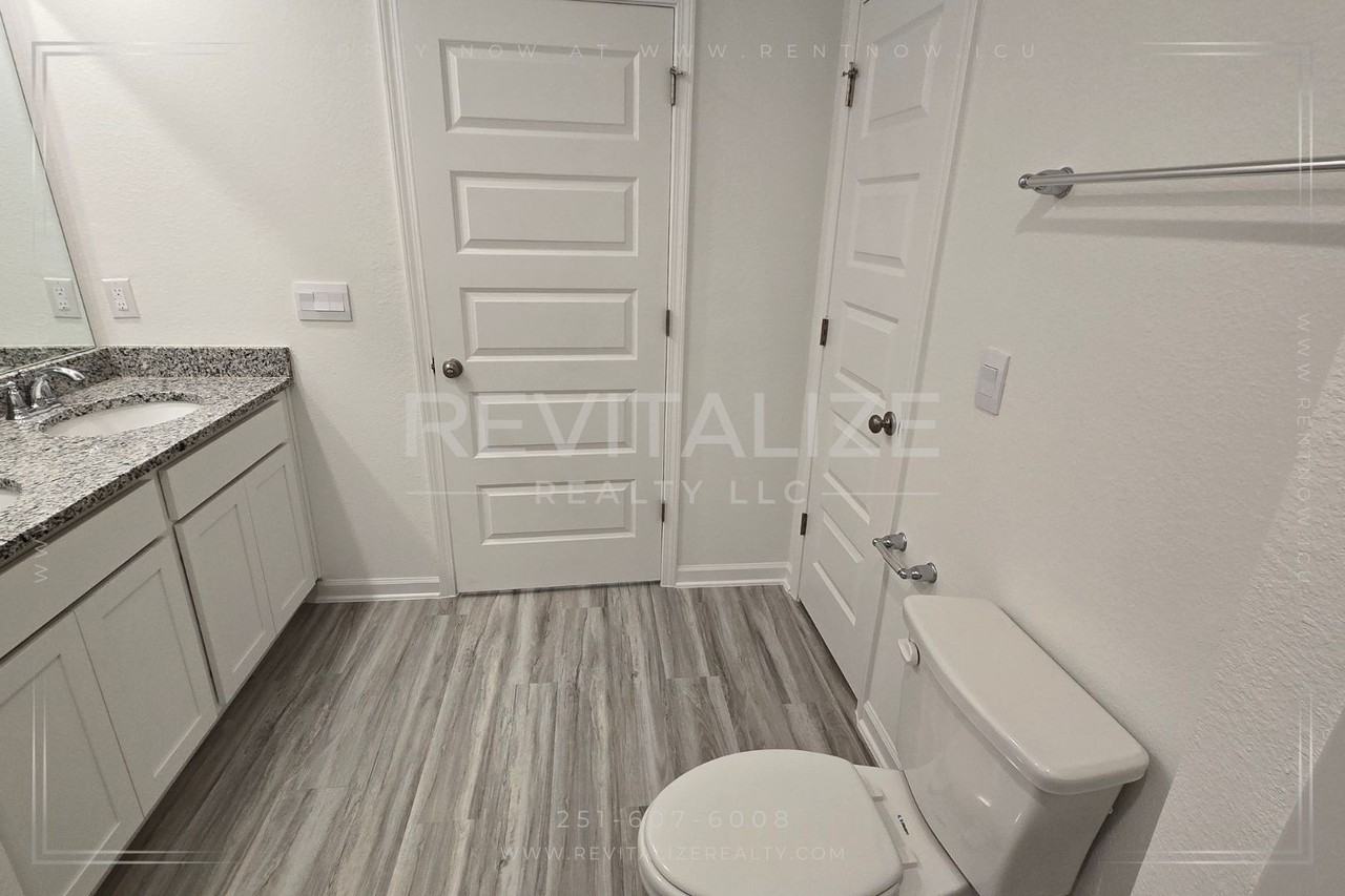 22052 Aleutian Ave - Photo 7 of 26