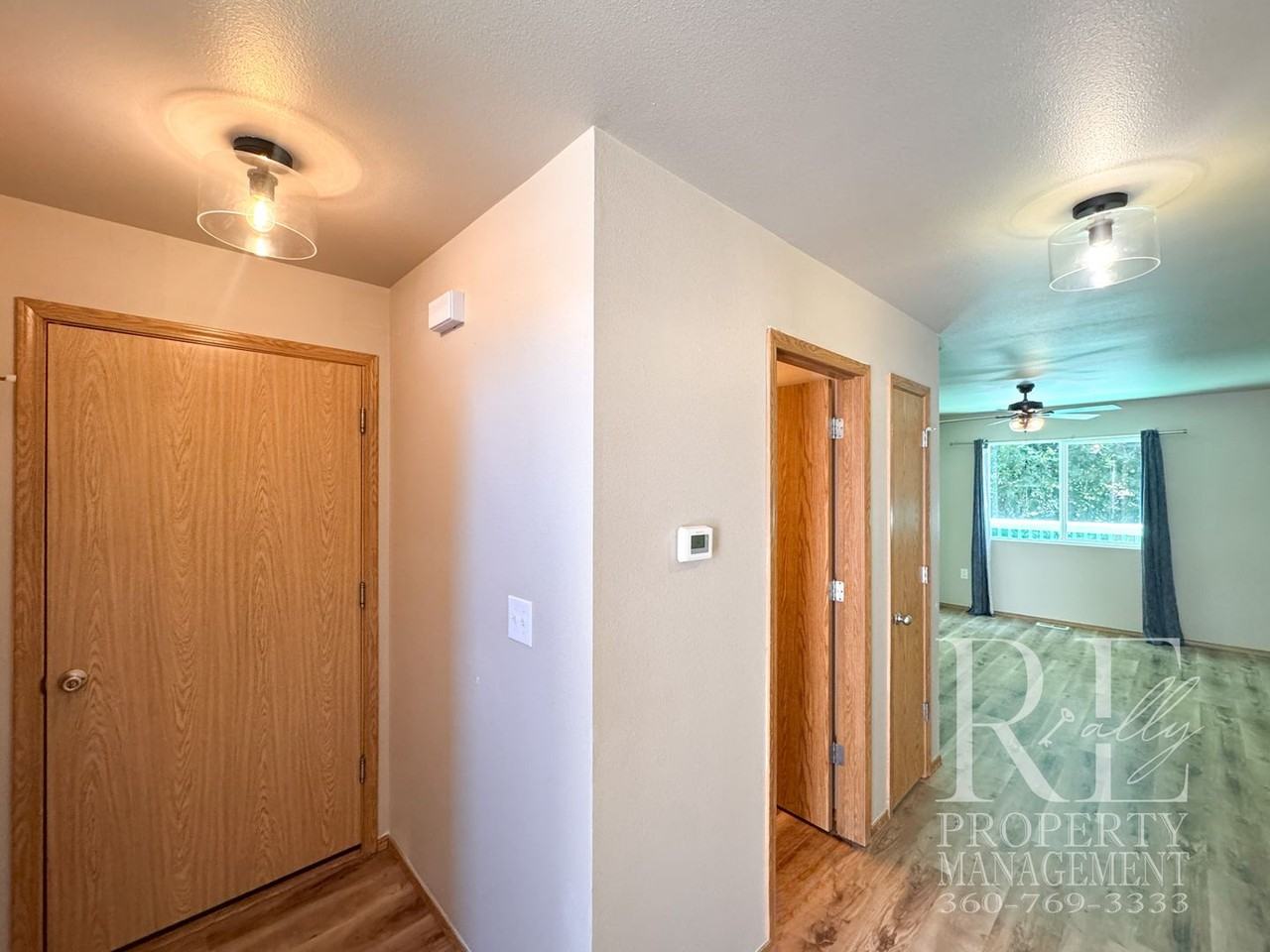 2090 Ne Green Glen Ln - Photo 2 of 22