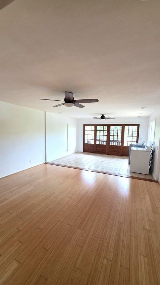 1467 Kiukee Pl #B - Photo 3 of 6