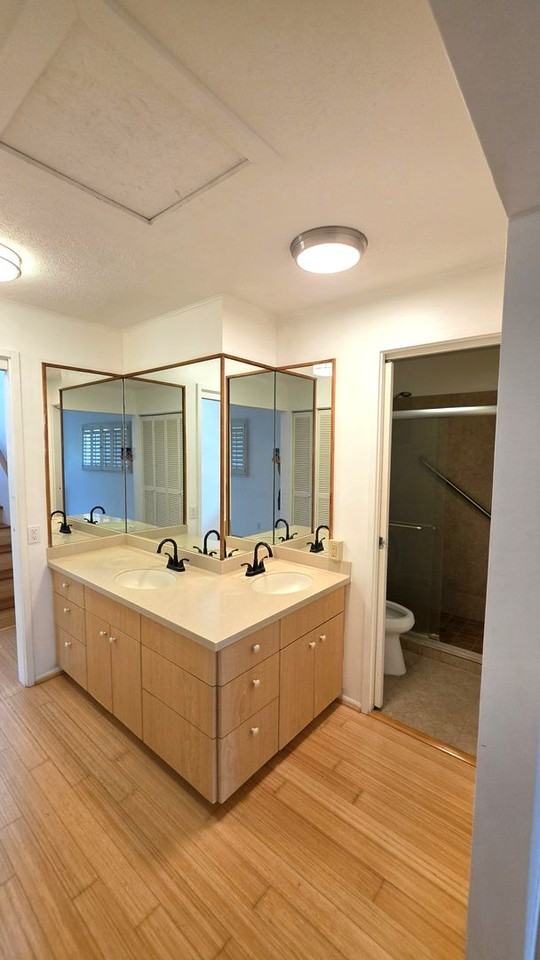 1467 Kiukee Pl #B - Photo 4 of 6