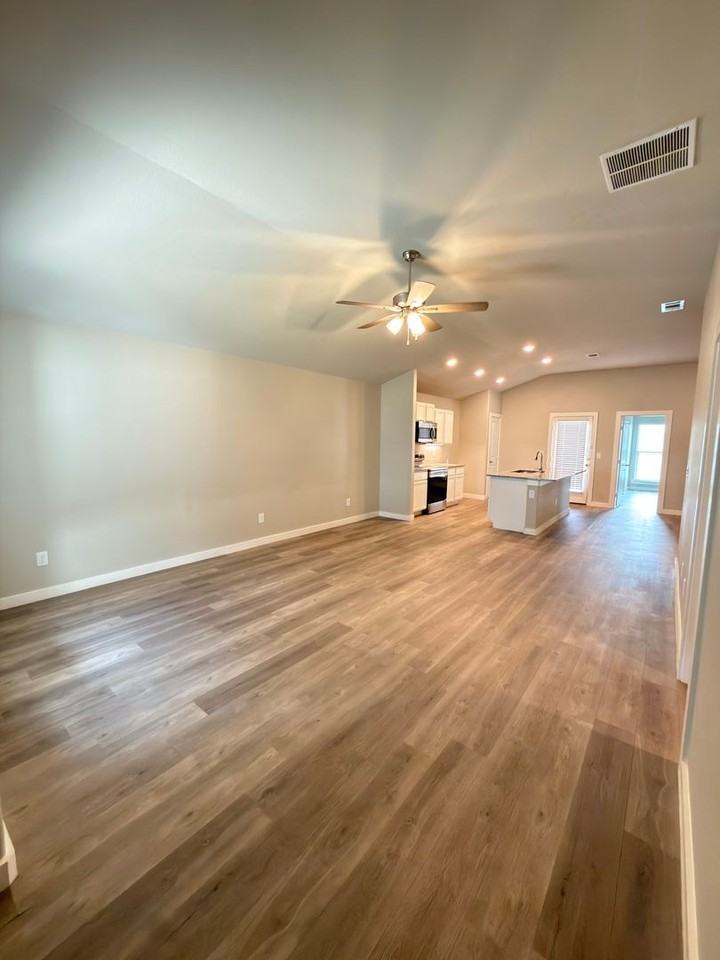 2017 134th St - Photo 2 of 14