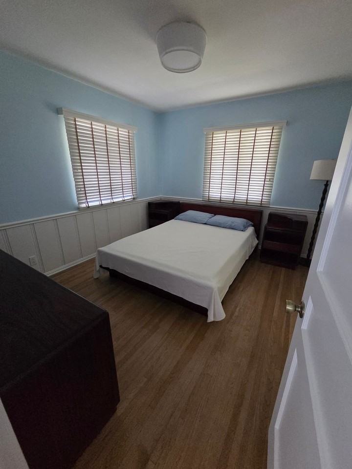 1501 Edris Dr - Photo 2 of 47