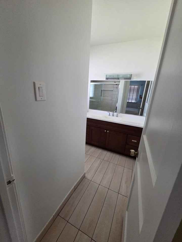 1501 Edris Dr - Photo 4 of 47