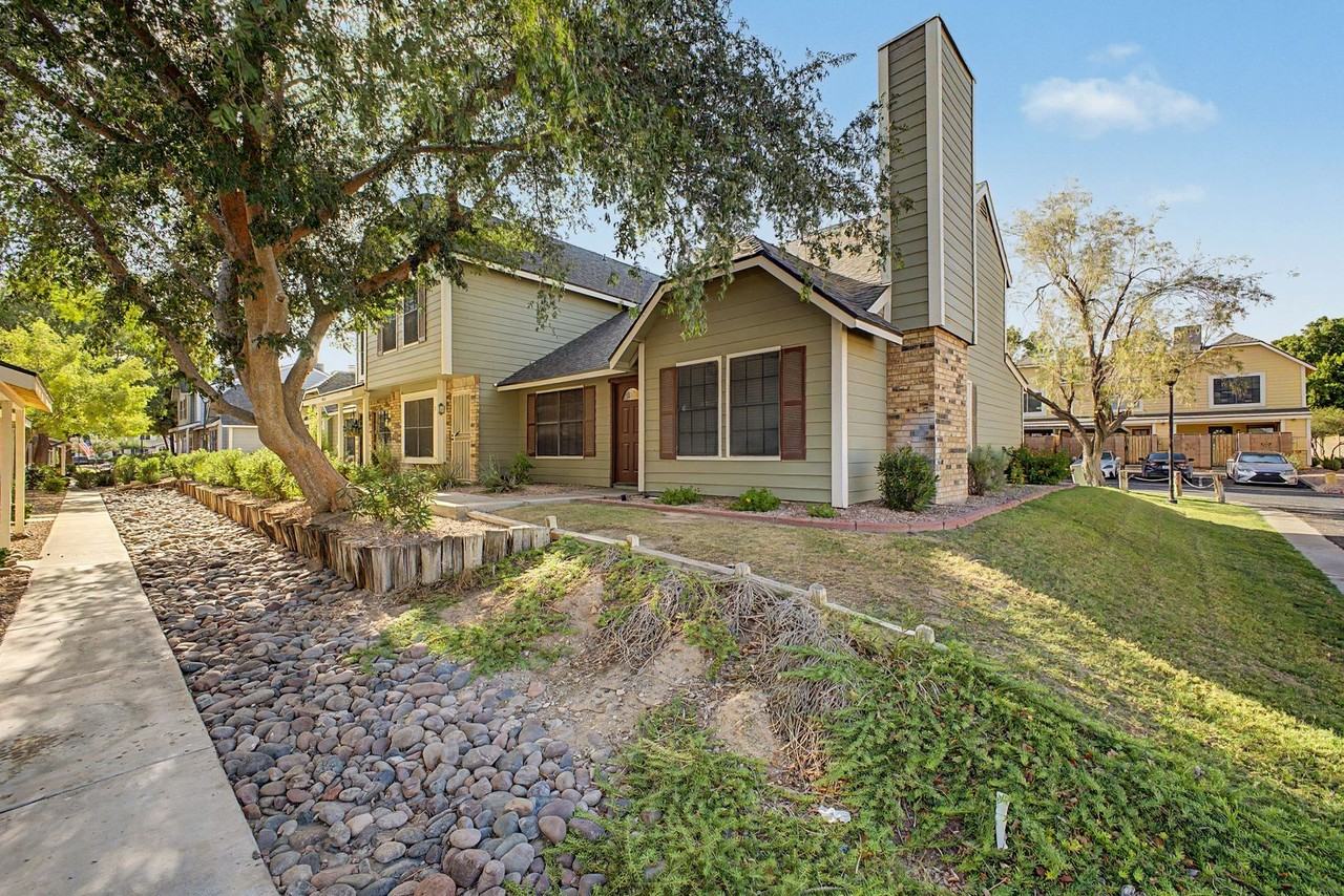 4849 E Kachina Trl #3 - Photo 3 of 21