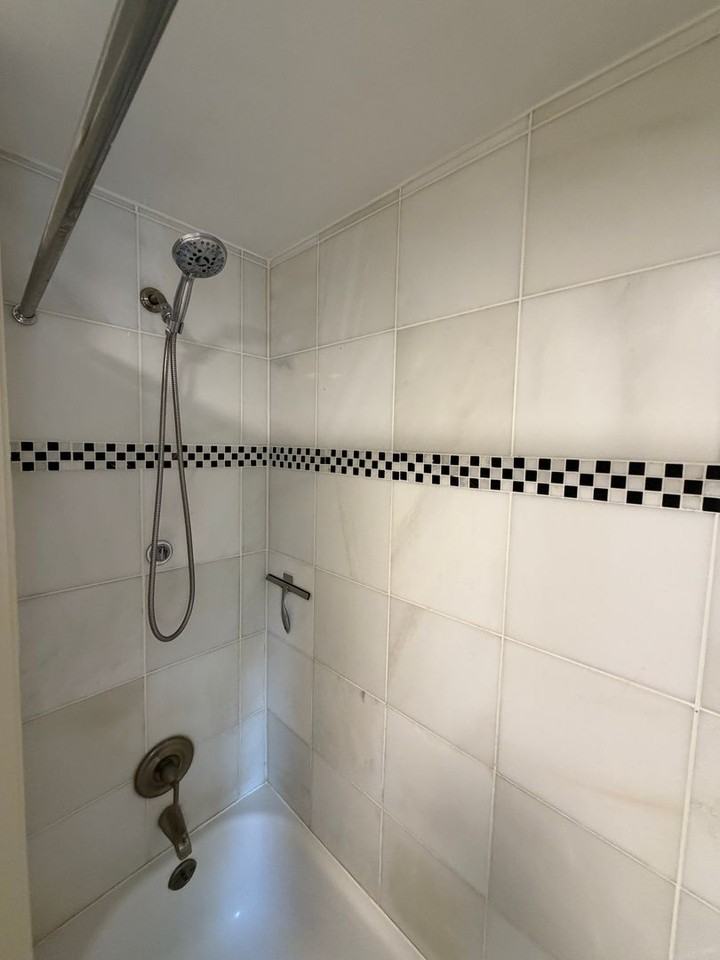 2518 Harmon Rd - Photo 3 of 10