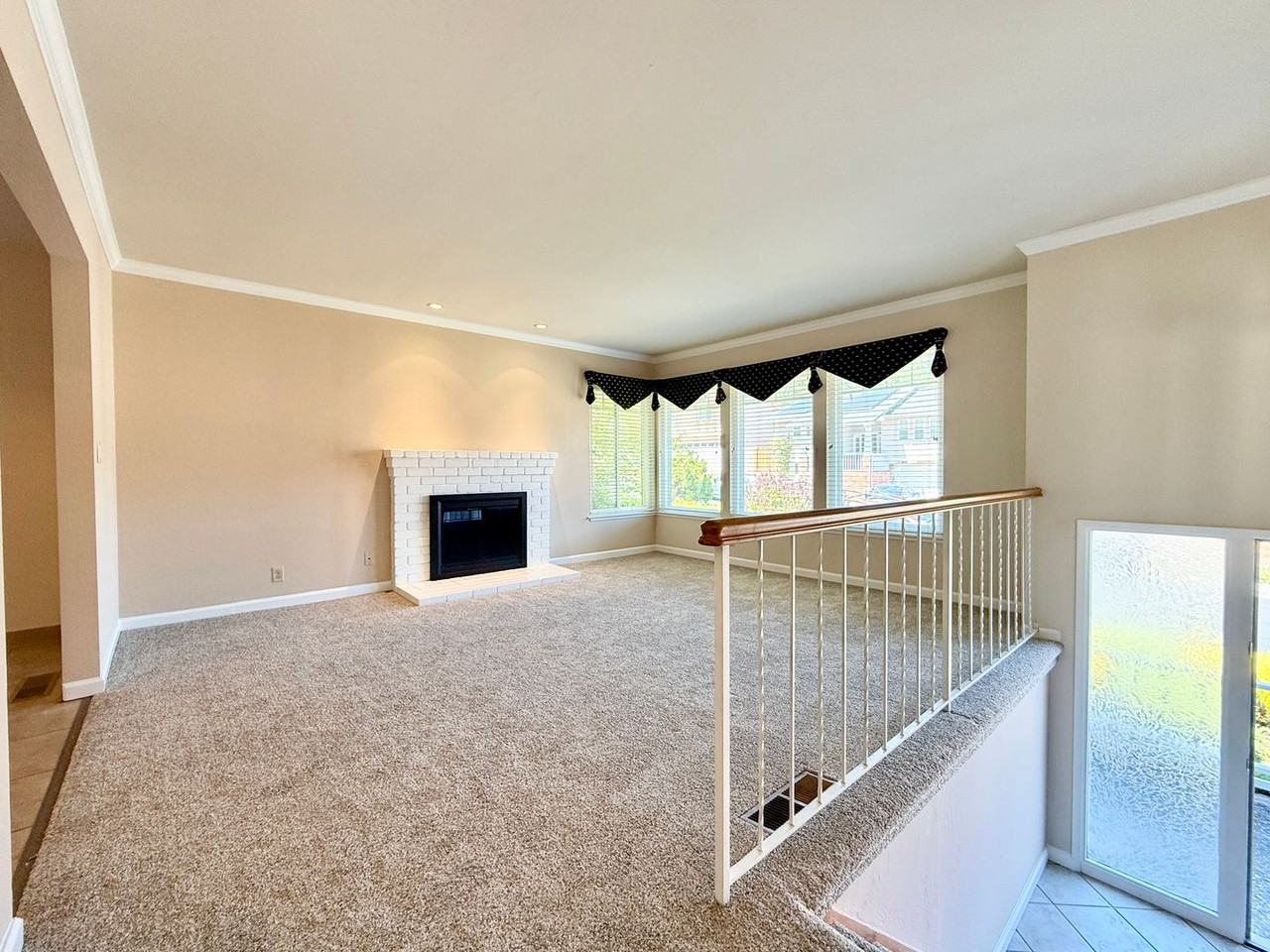 1163 Grand Teton Dr - Photo 3 of 48