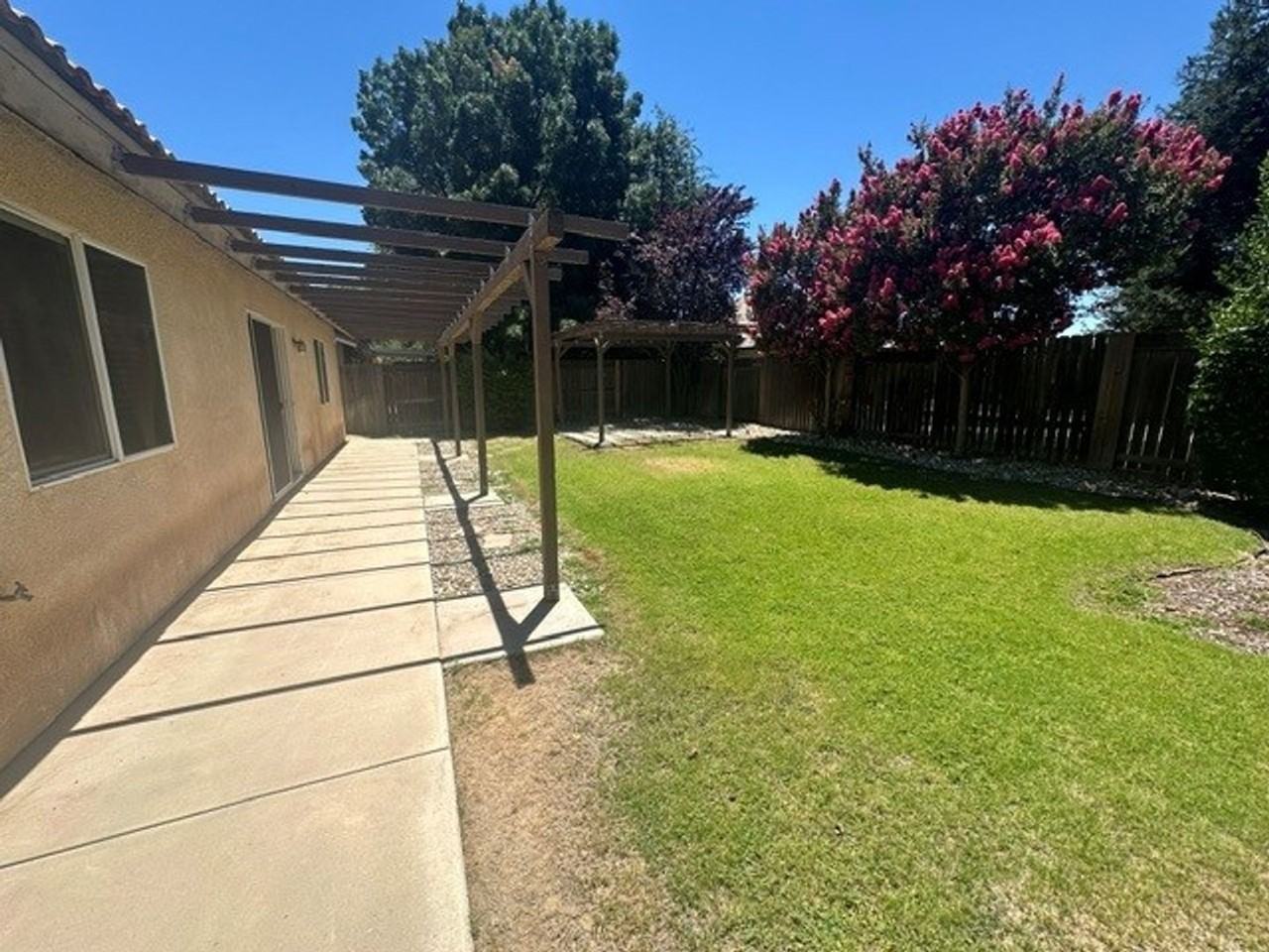 5413 Coastal Wind St - Photo 2 of 12