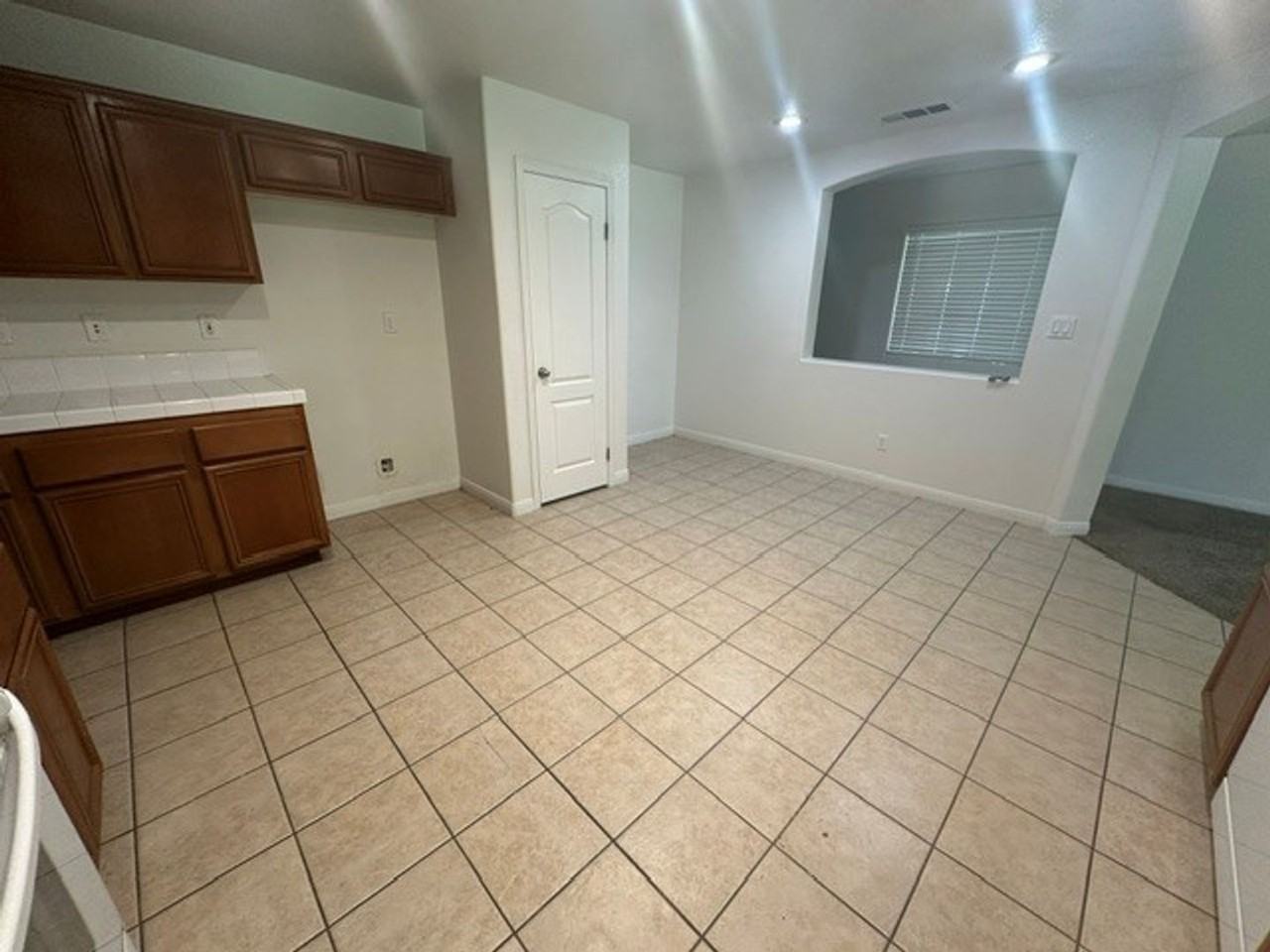 5413 Coastal Wind St - Photo 6 of 12