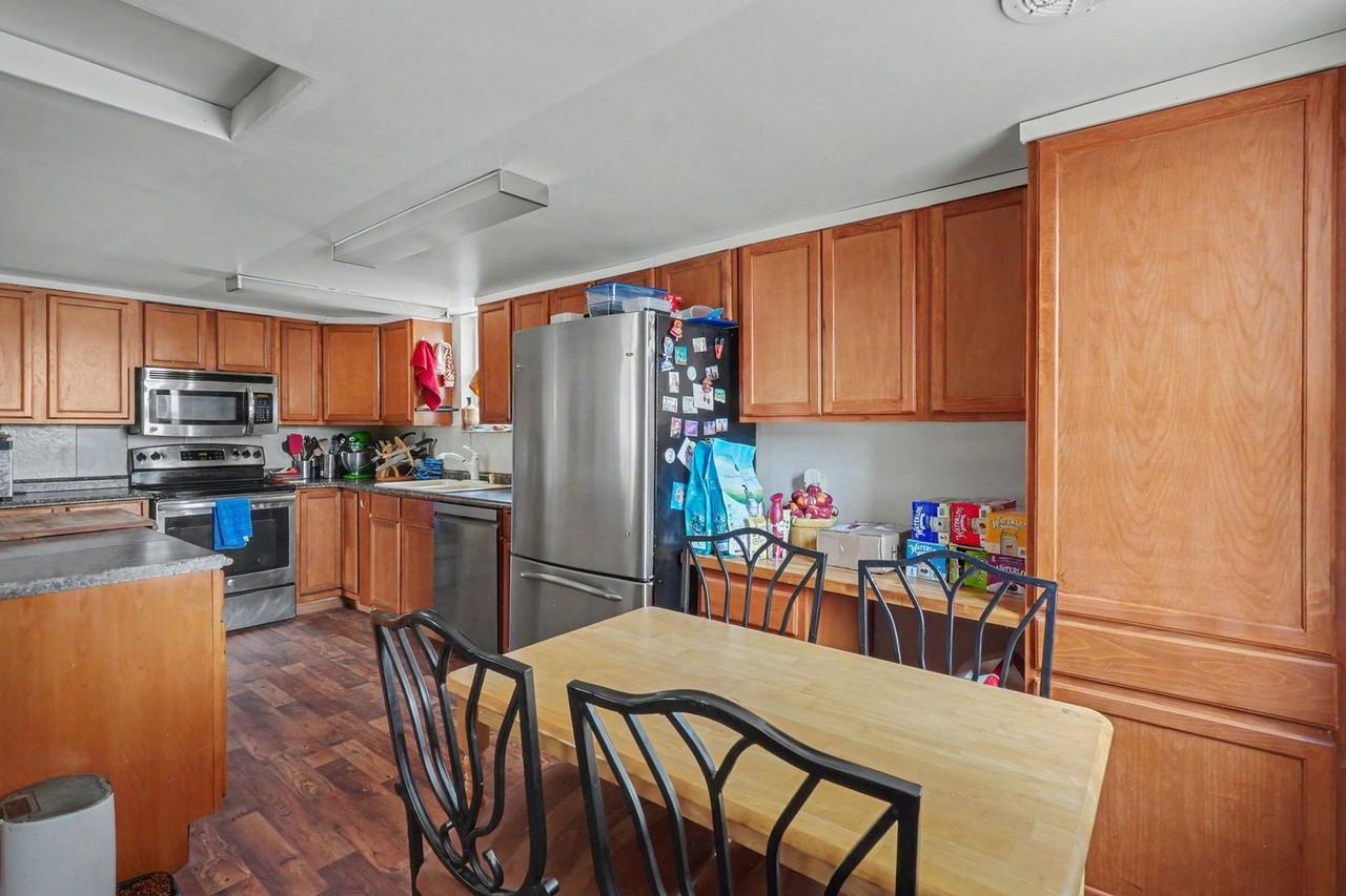 605 S Harlan St - Photo 4 of 21