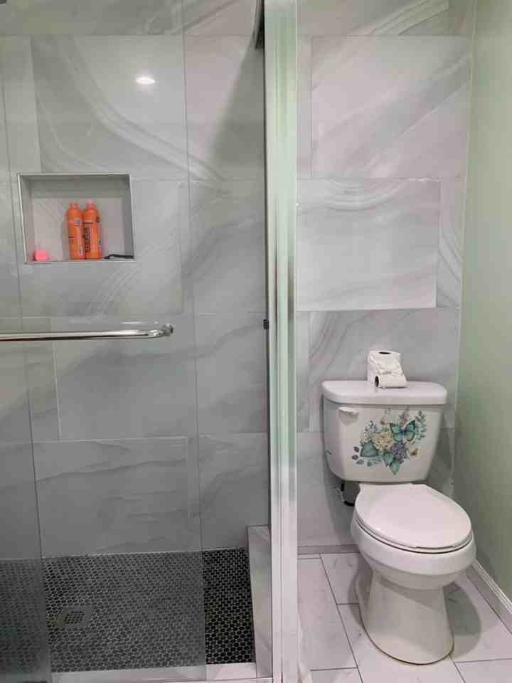 2600 Victoria Dr - Photo 5 of 10