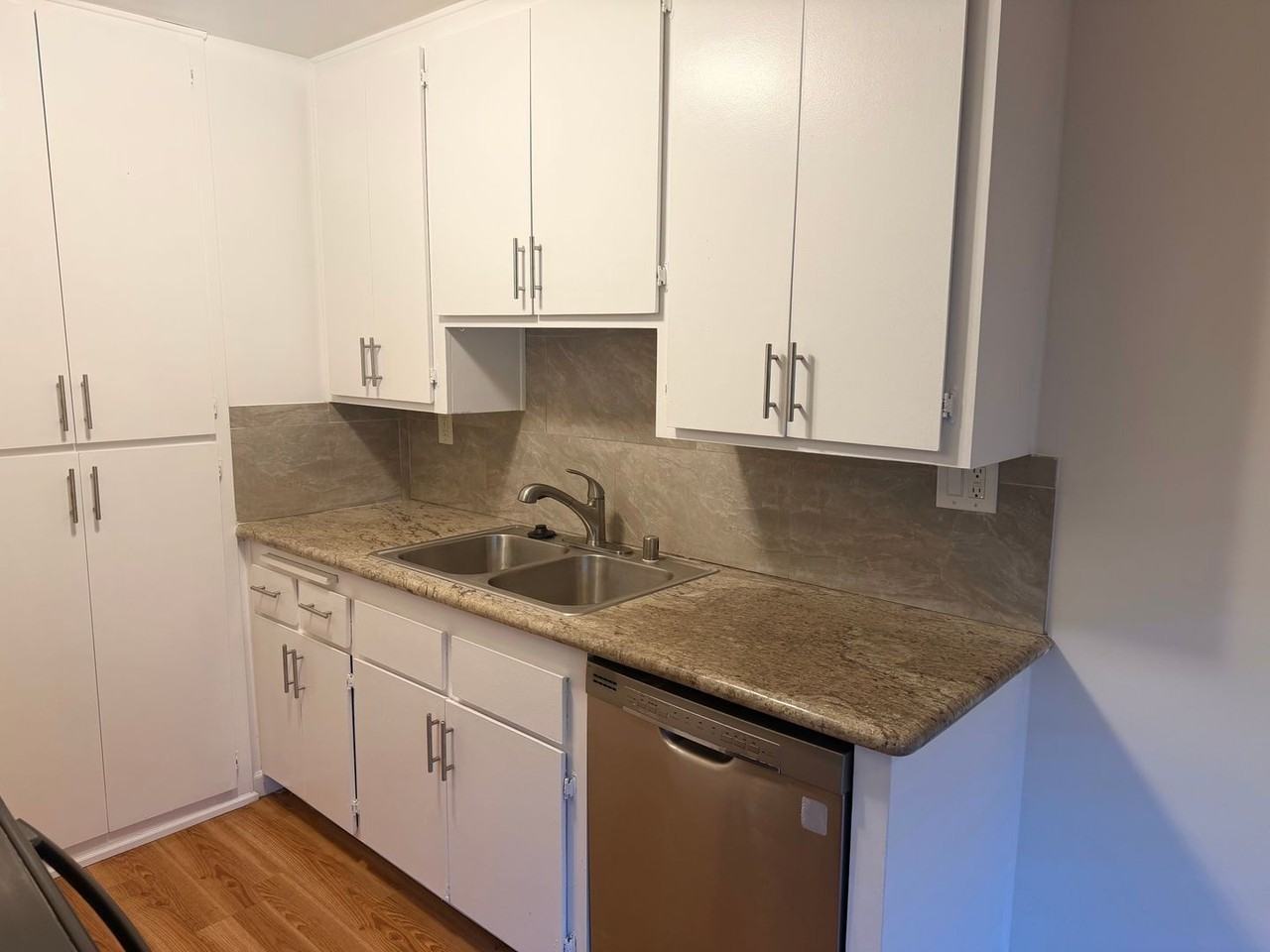 The Appleton Apartments - Photo 4 of 28