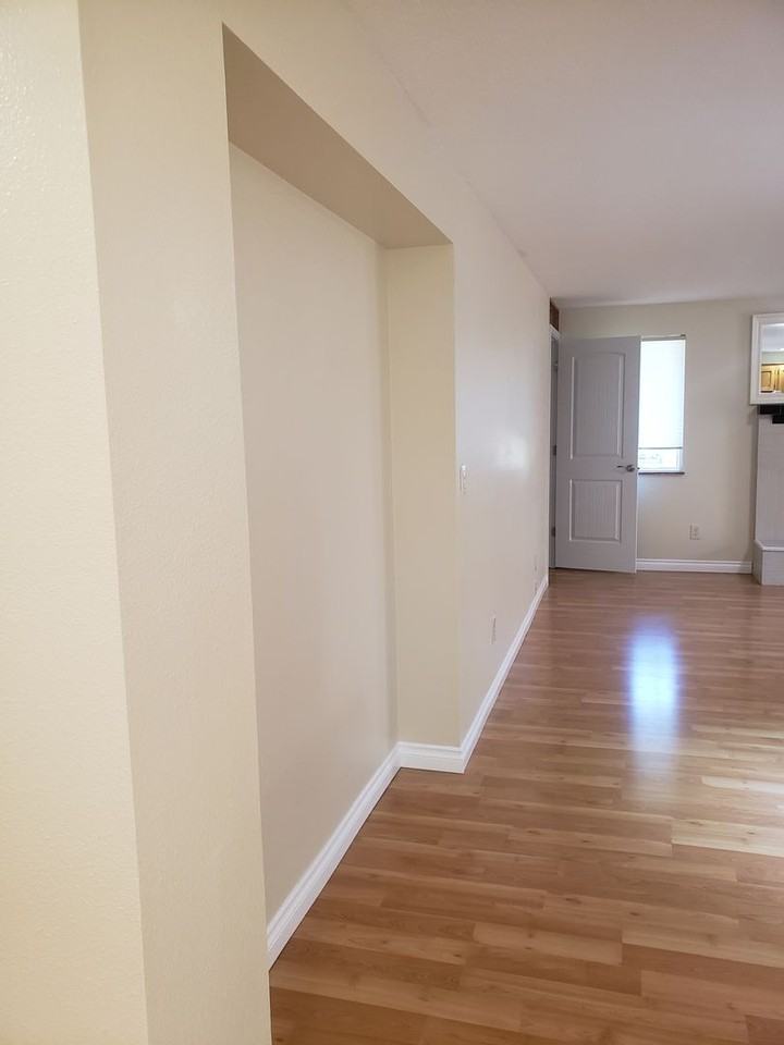 212 Ne 175th Ave - Photo 6 of 33