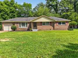 featured image of 2303 Lynn Rd Nw