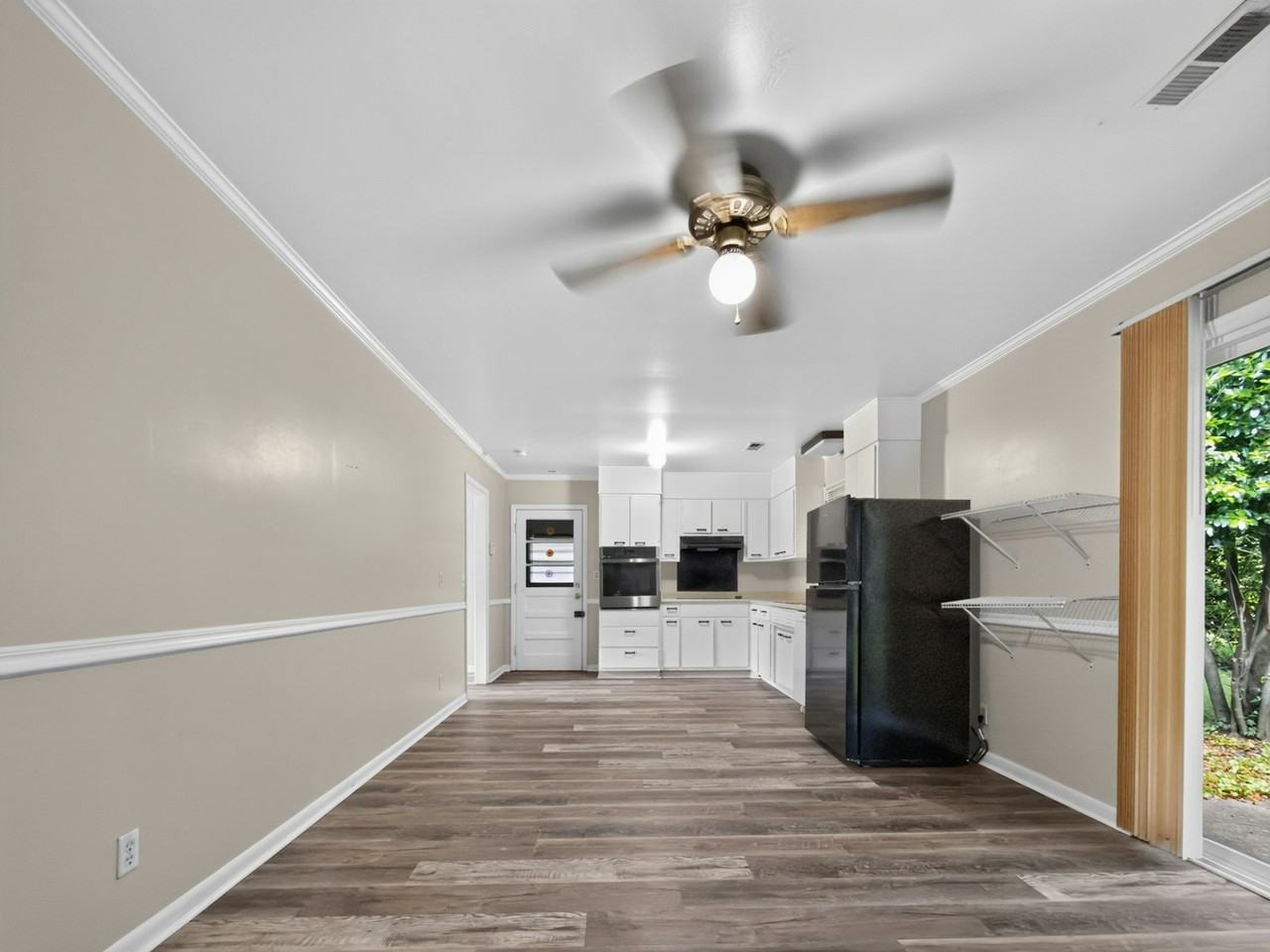 2303 Lynn Rd NW, Unit 1 - Photo 4 of 17
