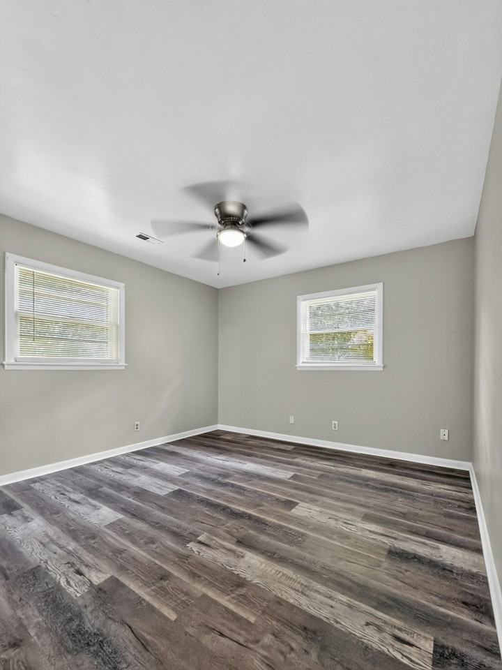 2303 Lynn Rd NW, Unit 1 - Photo 6 of 17