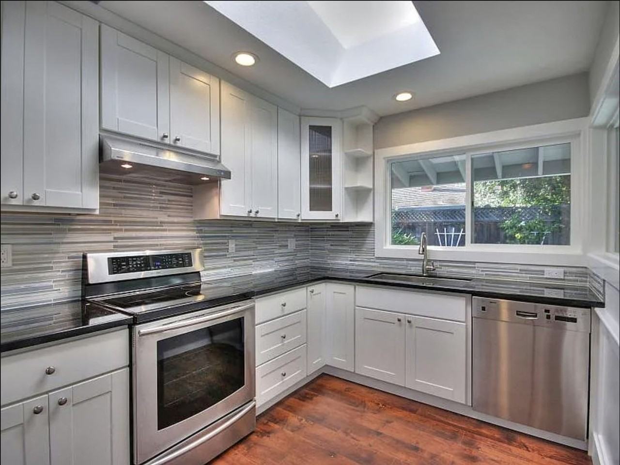 285 Cresta Vista Way - Photo 3 of 17