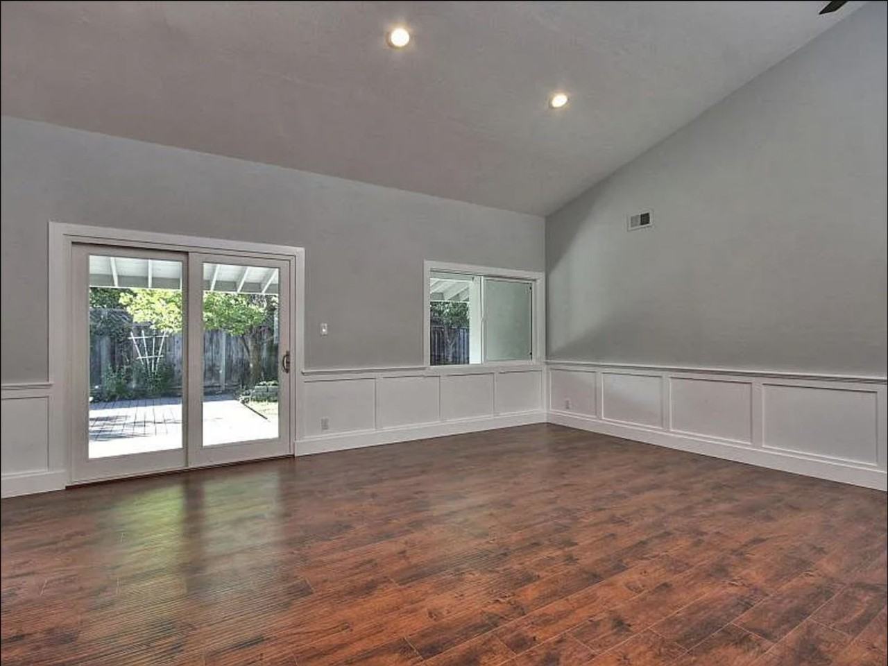 285 Cresta Vista Way - Photo 5 of 17