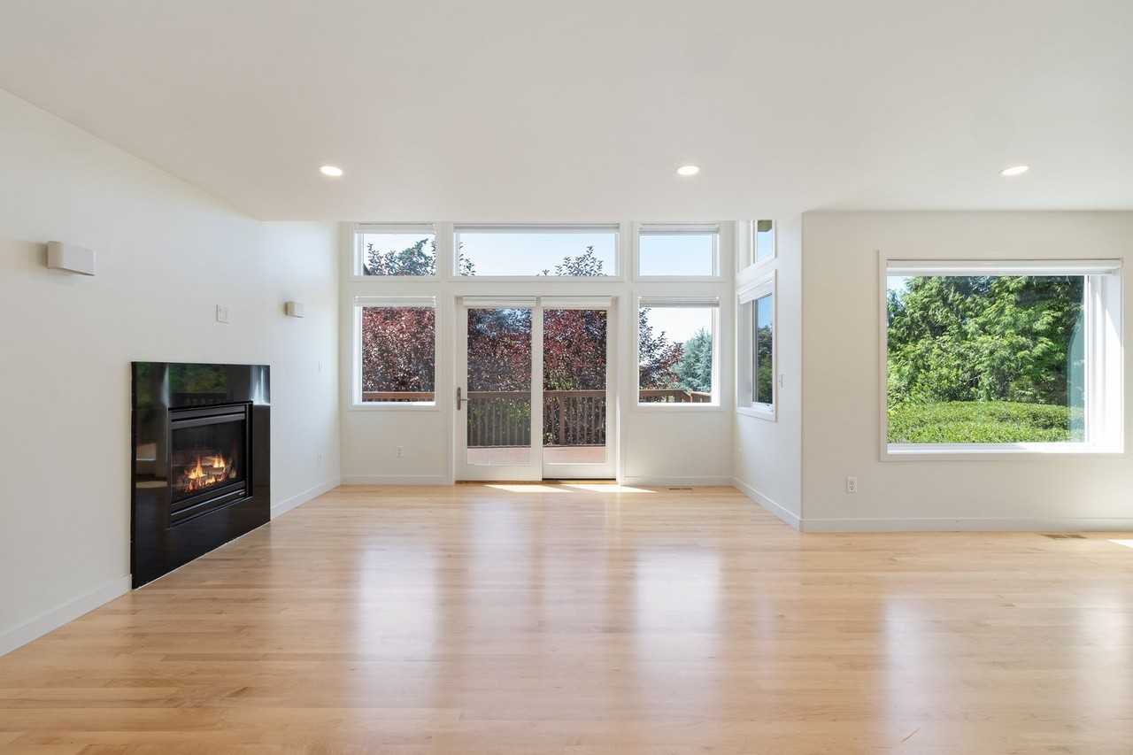 9630 Ne 27th St - Photo 7 of 25
