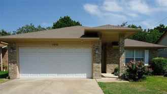 1404 Peachtree Valley Dr - Photo 1 of 1