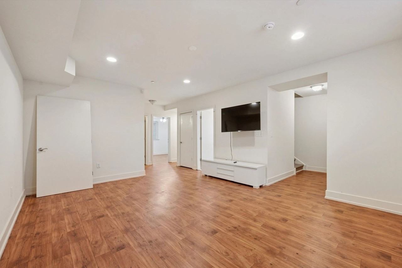 1501 W Master St - Photo 6 of 15