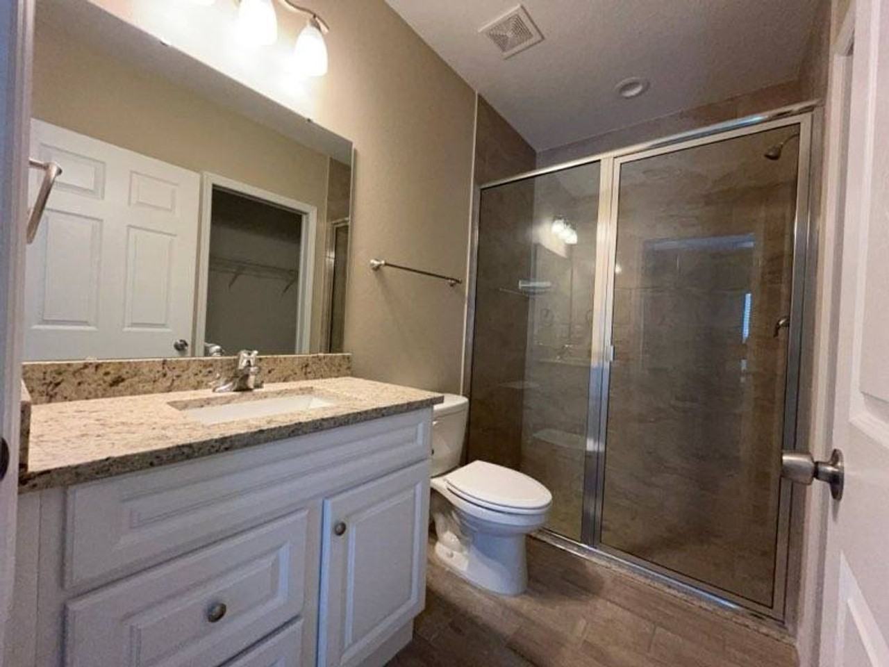 1404 S Parsons Ave #A - Photo 5 of 9