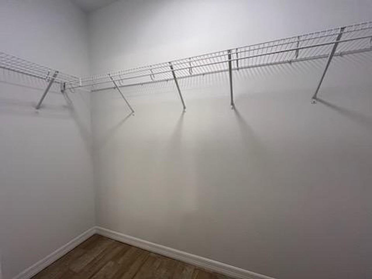 1404 S Parsons Ave #A - Photo 7 of 9