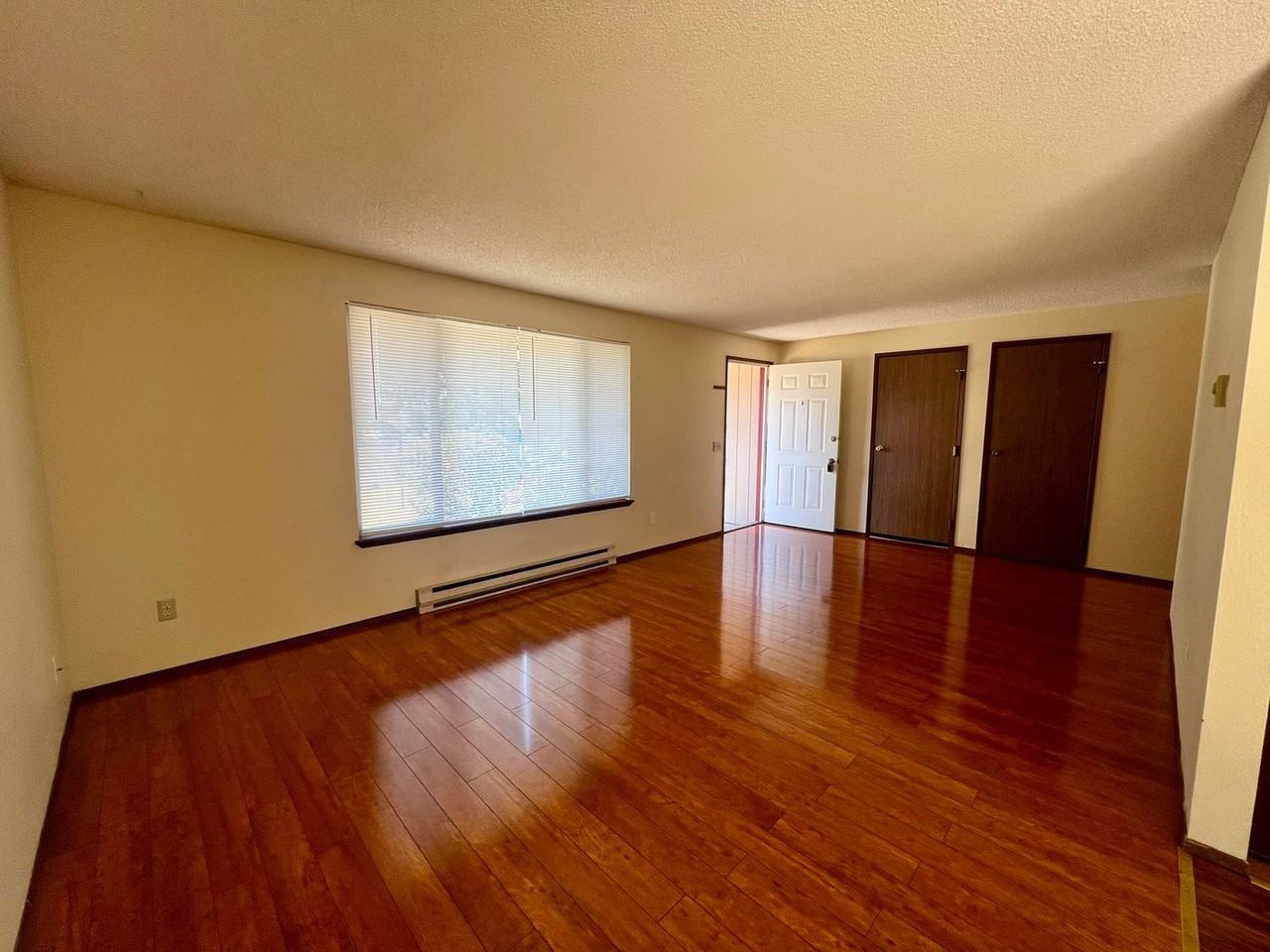 9306B White Top Ave Ne - Photo 5 of 19