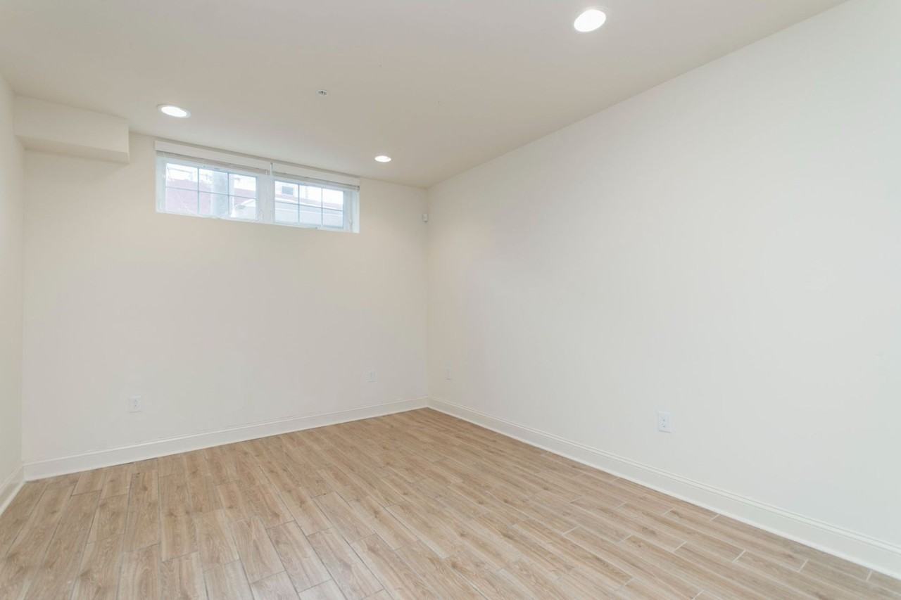 1904 N Marshall St - Photo 7 of 15