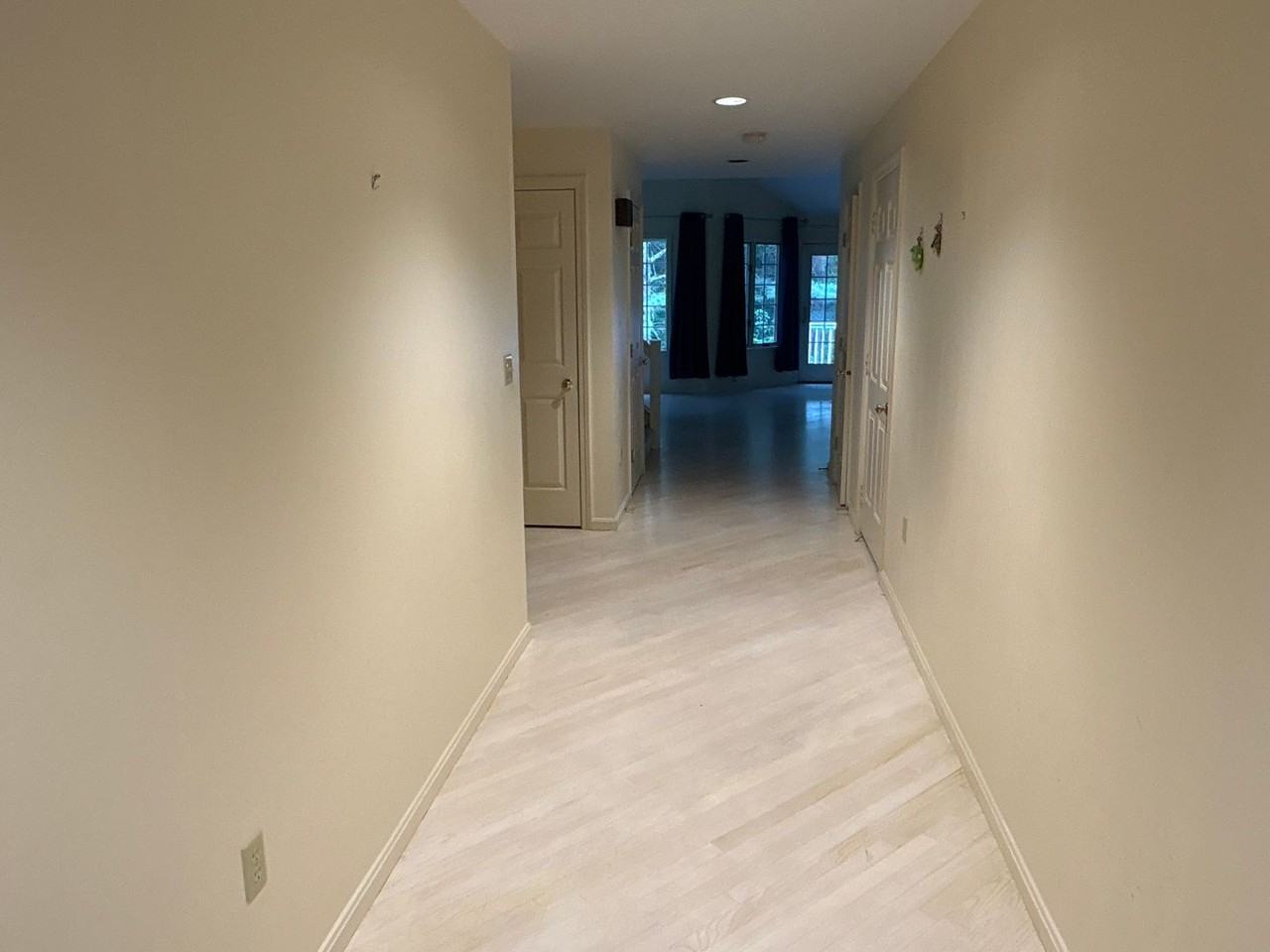 401 Browning Ln - Photo 3 of 32