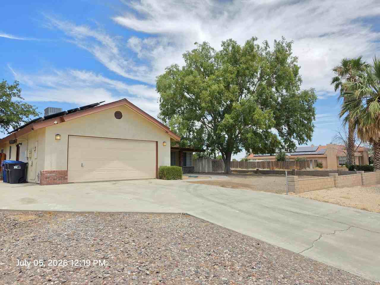 21741 Adler Dr - Photo 2 of 33