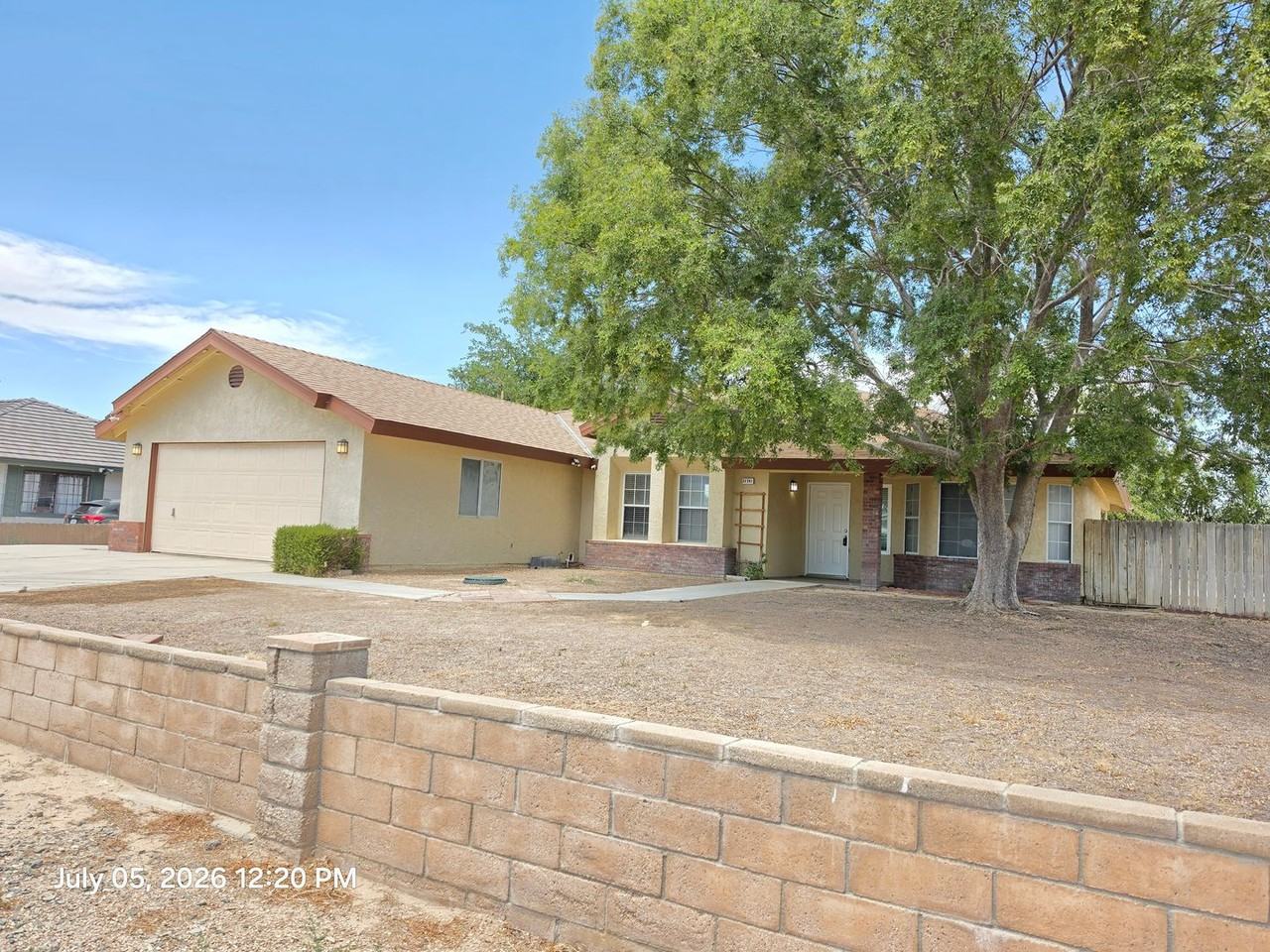 21741 Adler Dr - Photo 3 of 33
