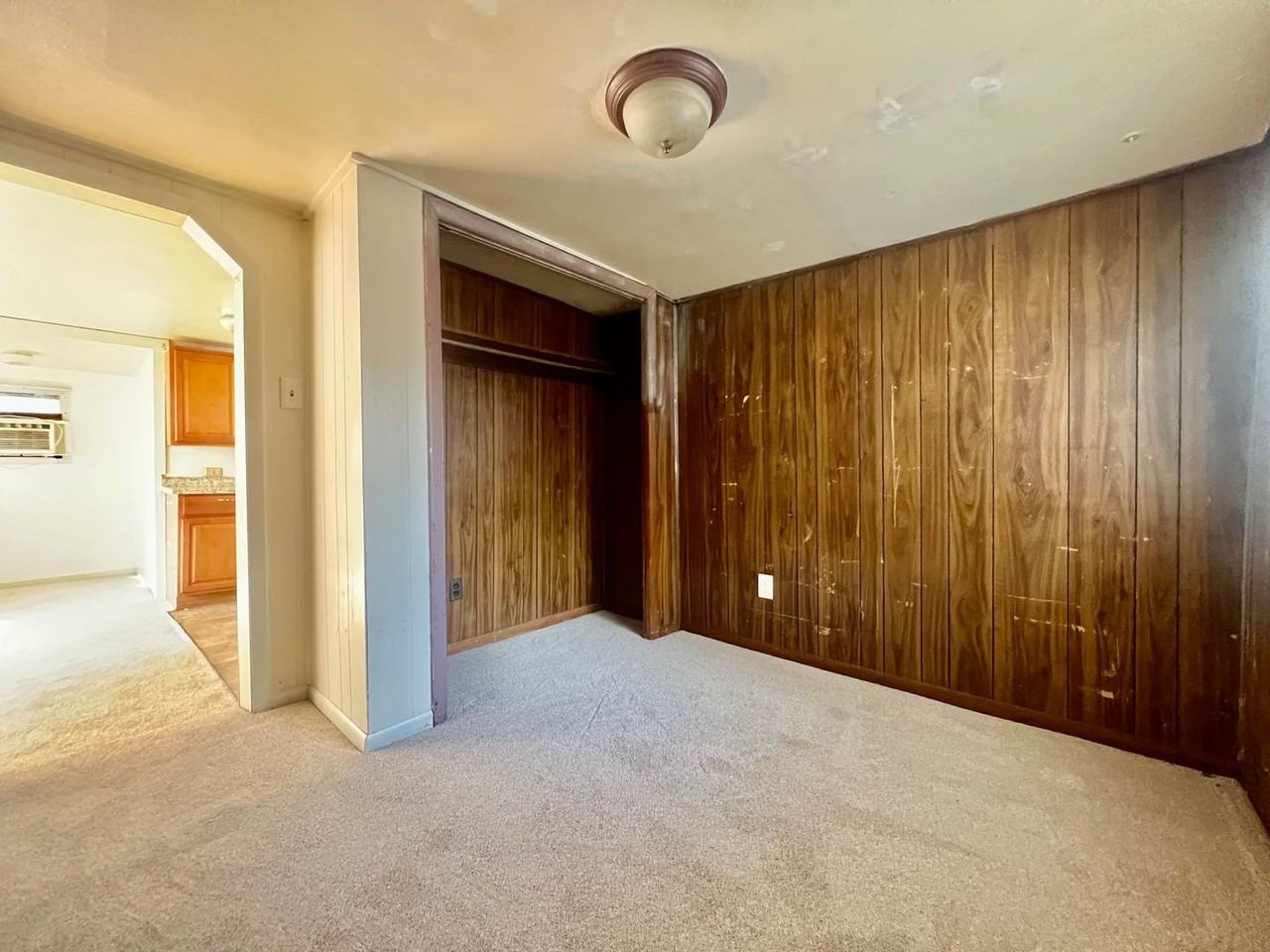 3977 S Acoma St - Photo 5 of 9
