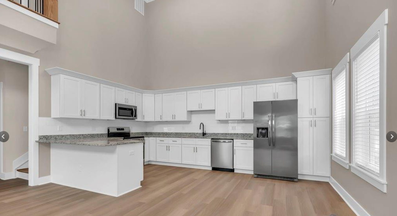 181 Circle Drive - Photo 4 of 15