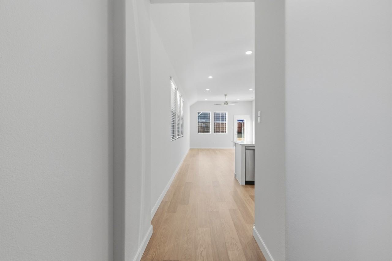 3912 Sandstone Dr #1 - Photo 3 of 27