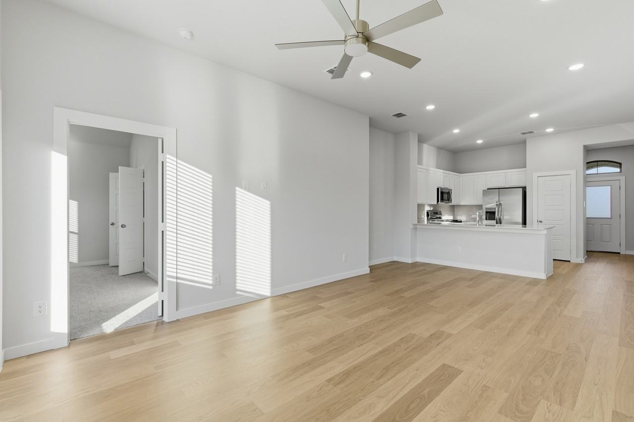 3912 Sandstone Dr #1 - Photo 4 of 27