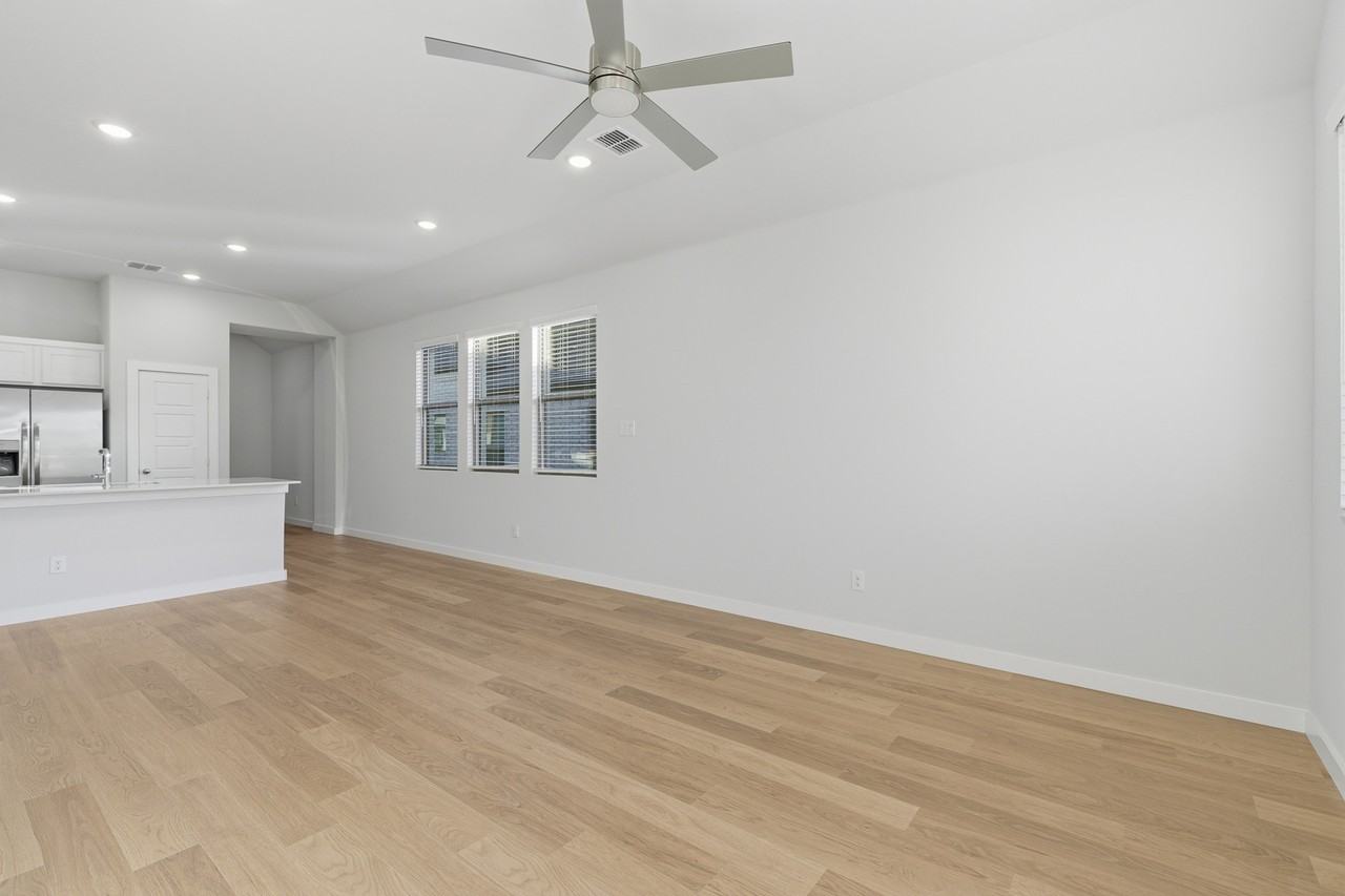 3912 Sandstone Dr #1 - Photo 5 of 27