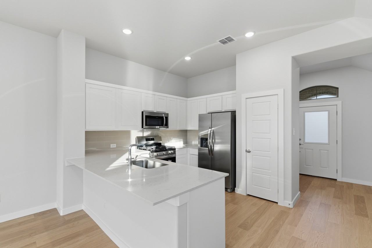 3912 Sandstone Dr #1 - Photo 7 of 27