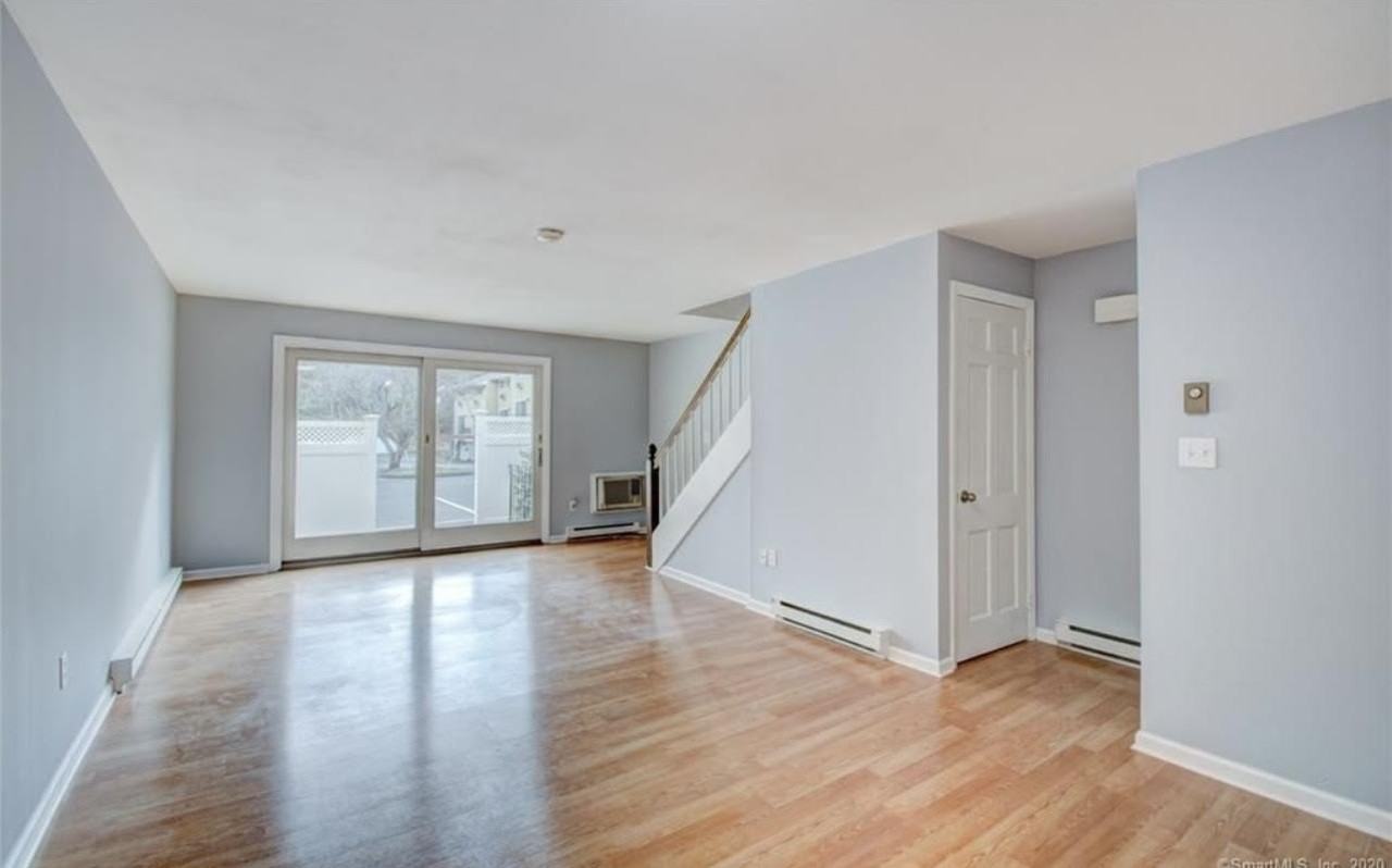 10 Massaco Street, Unit Q - Photo 3 of 32